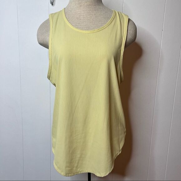 Zyia Active Yellow Tank Top Size M Athletic Top Nylon Spandex Lightweight Ribbed - Picture 1 of 6